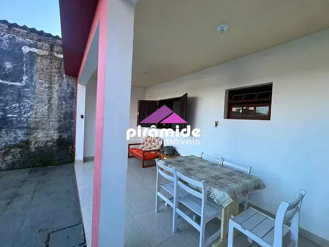 Casa com 600m² 4 quartos e 4 banheiros, à venda, no bairro Maranduba em Ubatuba
