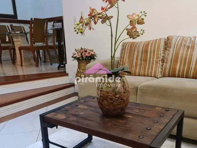 Sobrado 4 quartos e 4 banheiros, à venda, no bairro Loteamento Villa Branca em Jacareí