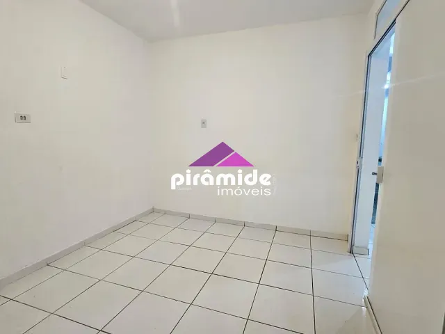 Casa com 45m² 1 quarto e 1 banheiro, para alugar, no bairro Conjunto Residencial Elmano Veloso em São José dos Campos