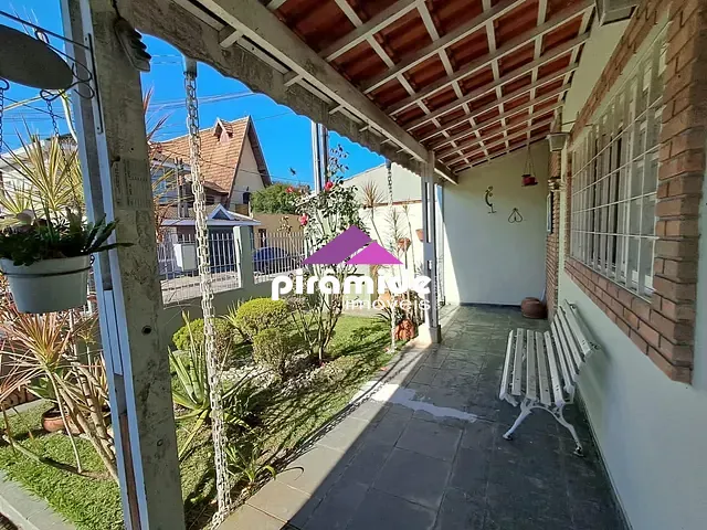 Casa 3 quartos e 3 banheiros, à venda, no bairro Jardim das Indústrias em São José dos Campos