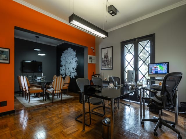 Casa com 836m² 5 quartos e 6 banheiros, à venda ou para alugar, no bairro Vila Nova Conceição em São Paulo