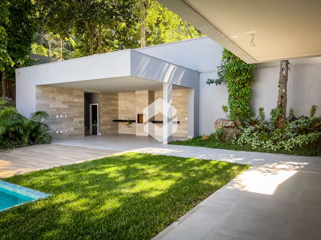Casa com 820m² 5 quartos e 6 banheiros, à venda, no bairro Itanhangá em Rio de Janeiro