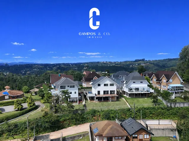 Casa com 400m² 3 quartos e 4 banheiros, à venda, no bairro Vila Inglesa em Campos Do Jordão