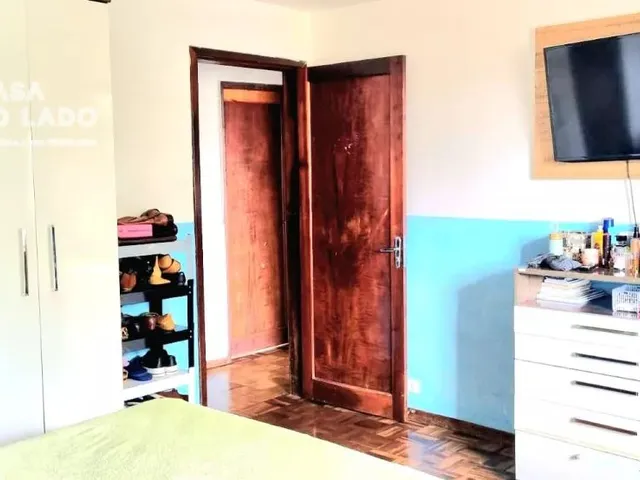 Casa 3 quartos e 2 banheiros, à venda, no bairro Novo Mundo em Curitiba