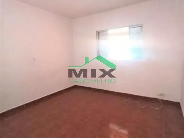 Casa com 98m² 2 quartos e 1 banheiro, à venda, no bairro Vila Homero Thon em Santo André
