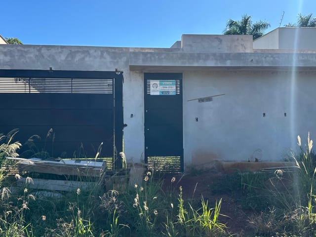 Casa com 350m² 3 quartos e 1 banheiro, à venda, no bairro Jardim Morada do Sol em Cambé