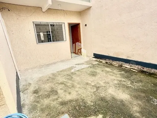 Casa 2 quartos e 2 banheiros, à venda, no bairro Parque Xangri-Lá em Contagem