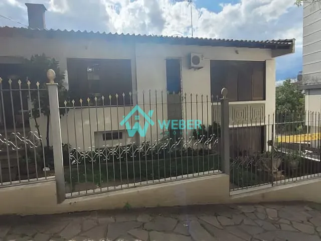 Casa com 269m² 2 quartos e 2 banheiros, para alugar, no bairro Centro em Novo Hamburgo