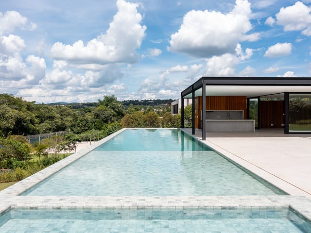 Casa com 3280m² 6 quartos e 7 banheiros, à venda, no bairro Condomínio Quinta da Baroneza II em Bragança Paulista