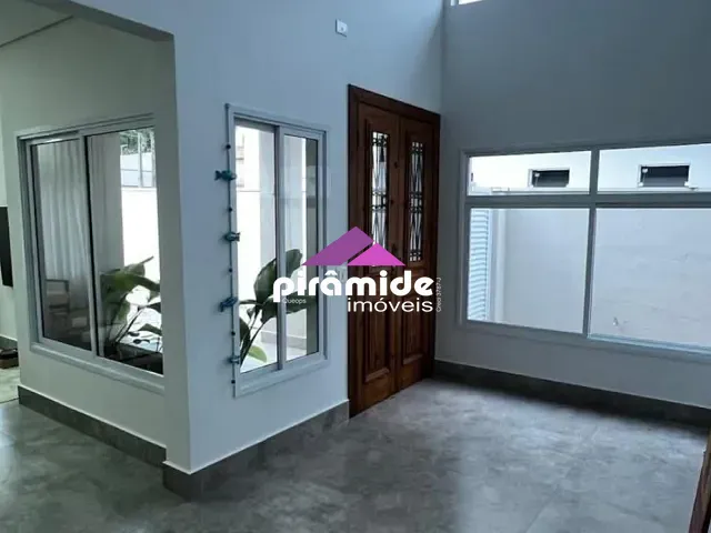 Casa 3 quartos e 2 banheiros, à venda, no bairro Tabatinga em Caraguatatuba