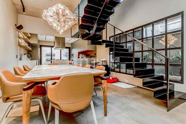 Casa com 180m² 4 quartos e 6 banheiros, à venda, no bairro Vila Nova Conceição em São Paulo
