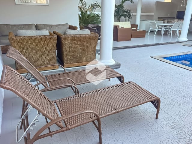 Casa com 600m² 4 quartos e 5 banheiros, à venda, no bairro Sahy em Mangaratiba