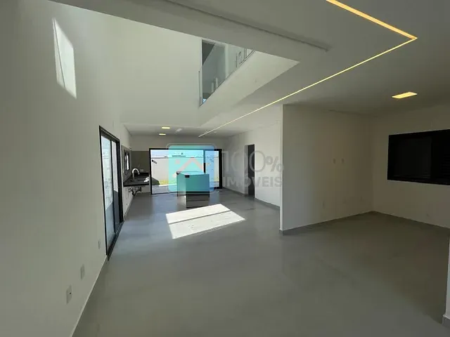 Casa com 250m² 3 quartos e 4 banheiros, à venda, no bairro Loteamento Fazenda Ronda em São José dos Campos