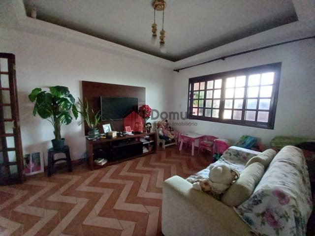 Casa à venda, no bairro Jardim Boa Vista em Pindamonhangaba
