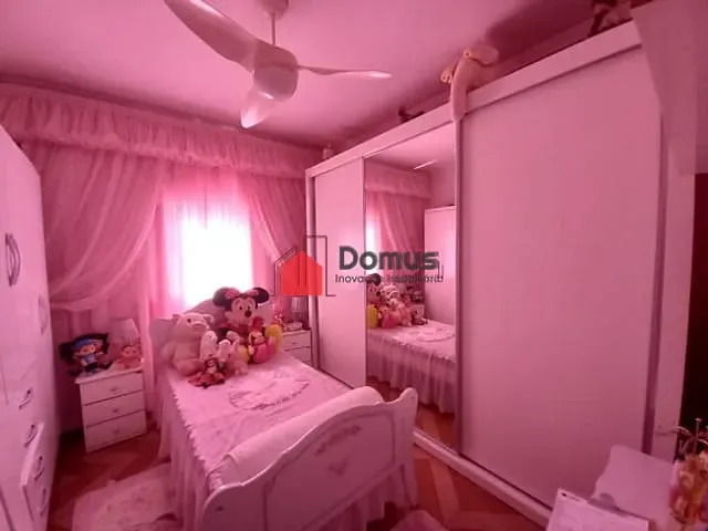 Casa à venda, no bairro Jardim Boa Vista em Pindamonhangaba