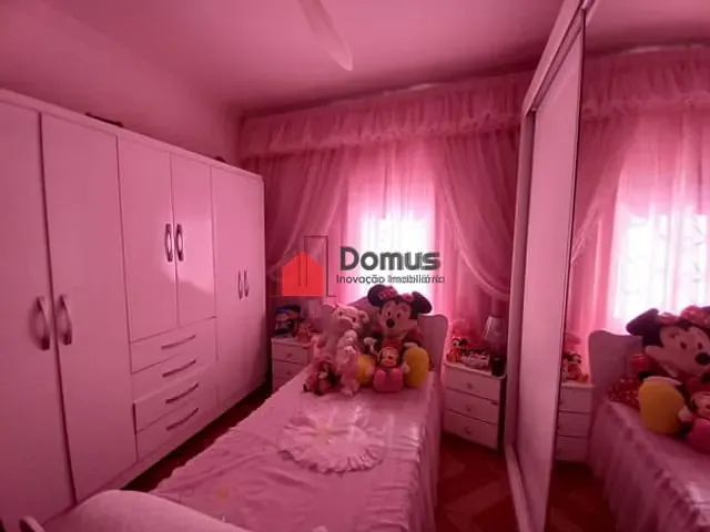 Casa à venda, no bairro Jardim Boa Vista em Pindamonhangaba