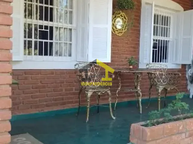 Casa com 1500m² 4 quartos e 3 banheiros, à venda, no bairro Dos Silva em Morungaba