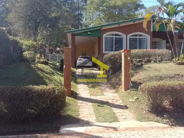 Casa com 1500m² 4 quartos e 3 banheiros, à venda, no bairro Dos Silva em Morungaba