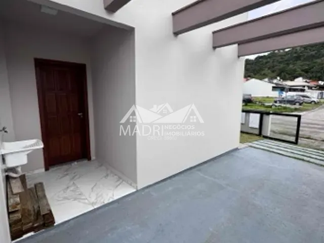 Casa 3 quartos e 1 banheiro, à venda, no bairro Bela Vista em Palhoça