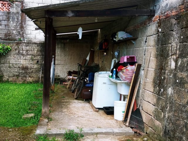 Casa com 270m² 1 quarto e 1 banheiro, à venda, no bairro Jaraguazinho em Caraguatatuba