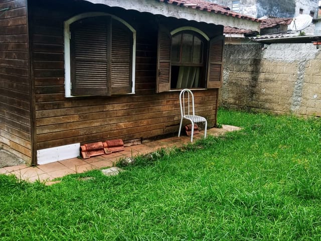 Casa com 270m² 1 quarto e 1 banheiro, à venda, no bairro Jaraguazinho em Caraguatatuba