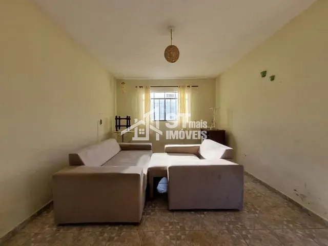 Casa com 300m² 2 quartos e 1 banheiro, à venda, no bairro Clube UVA em Andradas
