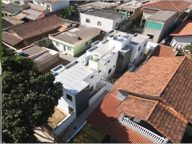Casa 3 quartos e 3 banheiros, à venda, no bairro Etelvina Carneiro em Belo Horizonte