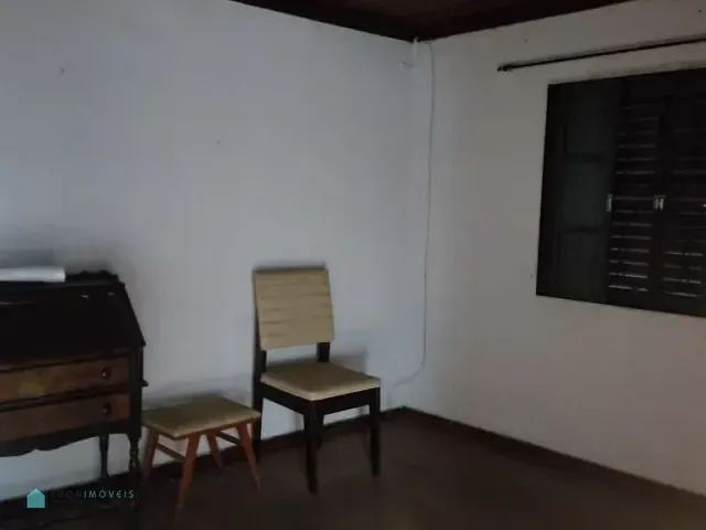 Casa com 300m² 2 quartos e 2 banheiros, à venda, no bairro Vila Serralheiro em São Paulo