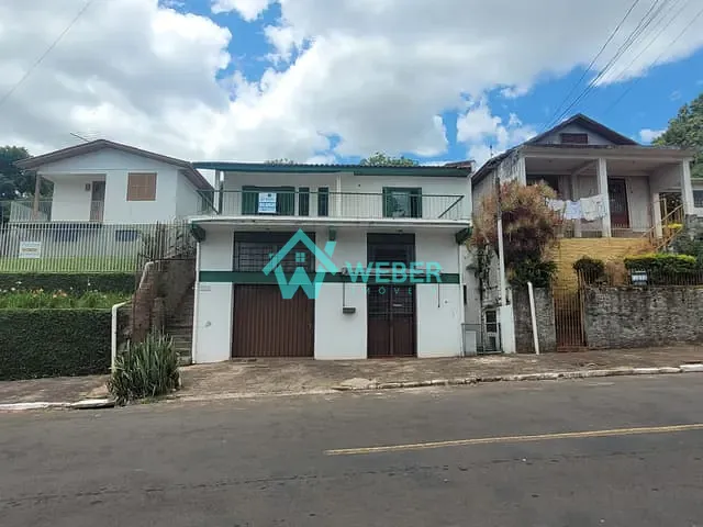 Casa com 300m² 2 quartos e 1 banheiro, para alugar, no bairro Rincão em Novo Hamburgo