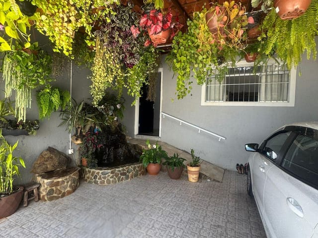 Casa 3 quartos e 1 banheiro, à venda, no bairro São Lucas em Extrema
