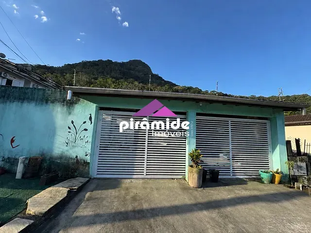 Casa com 1584m² 7 quartos e 8 banheiros, à venda, no bairro Cidade Jardim em Caraguatatuba