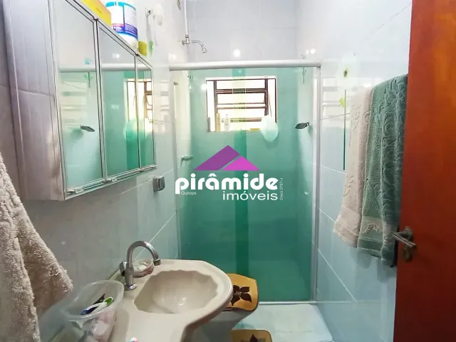 Casa 3 quartos e 3 banheiros, à venda, no bairro Jardim Estoril em São José dos Campos