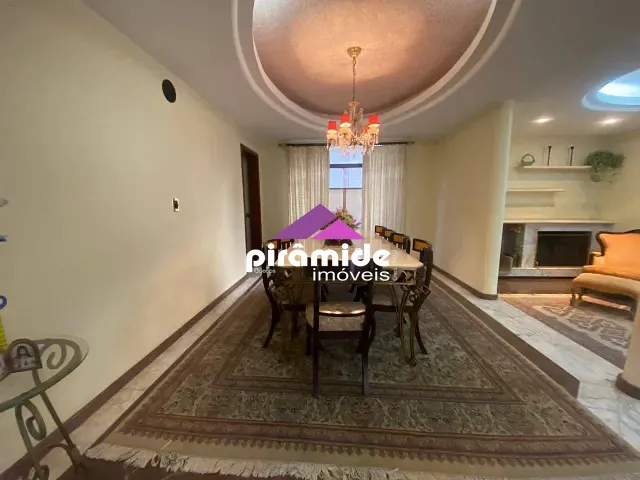 Casa 4 quartos e 6 banheiros, à venda, no bairro Jardim Apolo em São José dos Campos