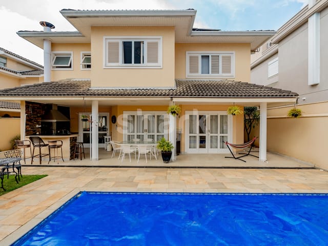 Casa com 420m² 4 quartos e 6 banheiros, à venda ou para alugar, no bairro Alphaville Conde II em Barueri