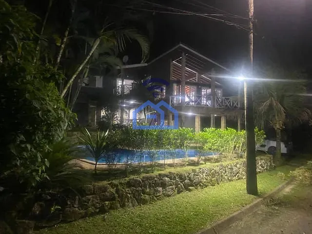 Casa com 478m² 3 quartos e 4 banheiros, para alugar, no bairro Park Imperial em Caraguatatuba