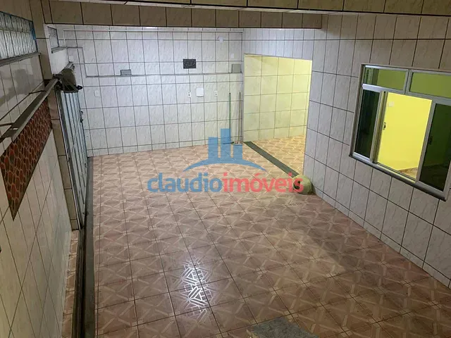 Casa com 450m² 3 quartos e 2 banheiros, à venda, no bairro Bocaininha em Barra Mansa