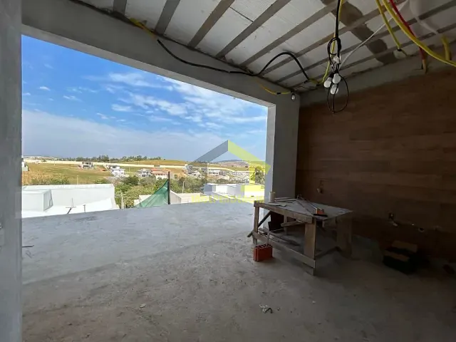 Casa com 388m² 4 quartos e 4 banheiros, à venda, no bairro Condomínio San Giovanni em Itatiba