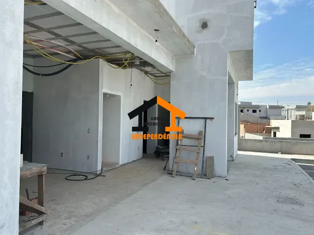 Casa com 388m² 4 quartos e 4 banheiros, à venda, no bairro Condomínio San Giovanni em Itatiba