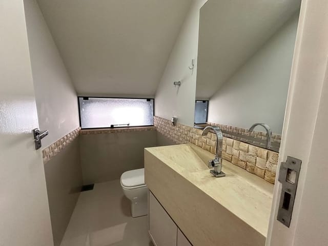 Casa com 312m² 3 quartos e 4 banheiros, à venda, no bairro Esperança em Londrina
