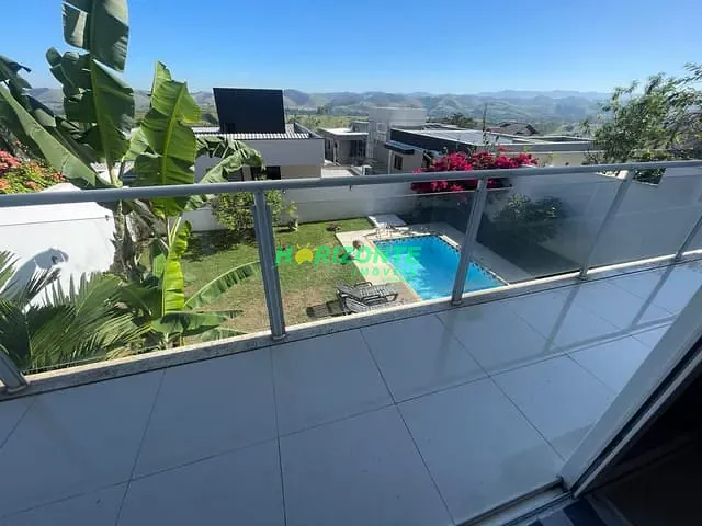 Casa com 482m² 3 quartos e 4 banheiros, à venda, no bairro Urbanova em São José dos Campos