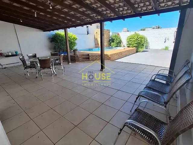 Casa com 380m² 3 quartos e 3 banheiros, à venda, no bairro Santa Eliza em Votuporanga