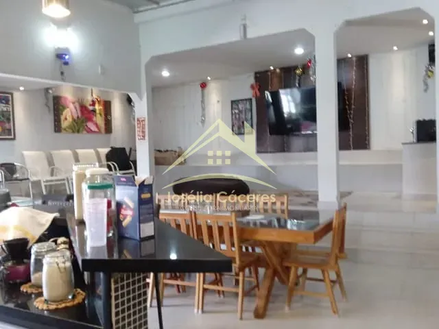 Casa com 700m² 4 quartos e 3 banheiros, à venda, no bairro Lixeira em Cuiabá