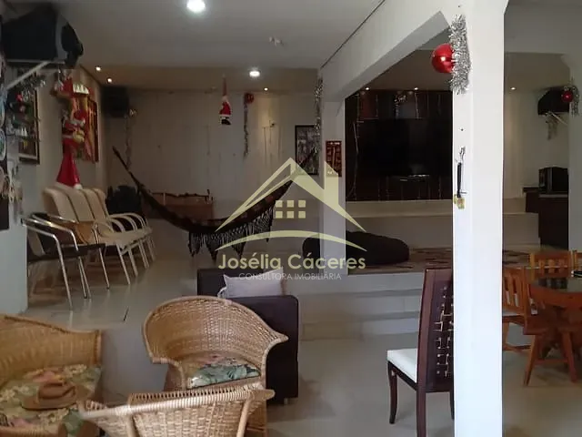 Casa com 700m² 4 quartos e 3 banheiros, à venda, no bairro Lixeira em Cuiabá