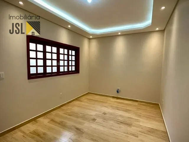 Casa com 153m² 3 quartos e 2 banheiros, à venda, no bairro Vila Santos em Caçapava