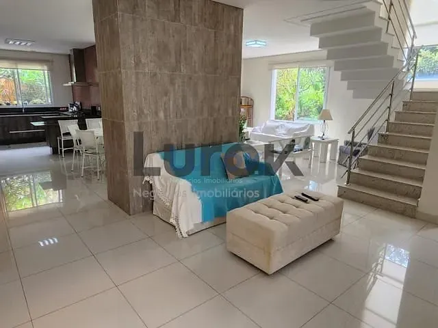 Casa com 1002m² 3 quartos e 5 banheiros, à venda, no bairro Vale do Itamaracá em Valinhos