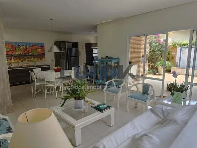 Casa com 1002m² 3 quartos e 5 banheiros, à venda, no bairro Vale do Itamaracá em Valinhos