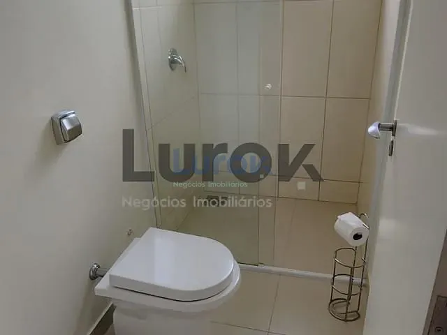 Casa com 1002m² 3 quartos e 5 banheiros, à venda, no bairro Vale do Itamaracá em Valinhos