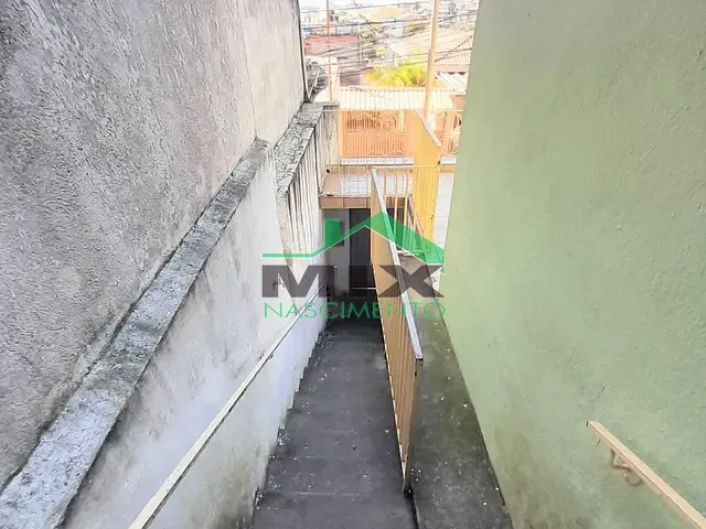 Sobrado com 125m² 2 quartos e 1 banheiro, à venda, no bairro Taboão em Diadema