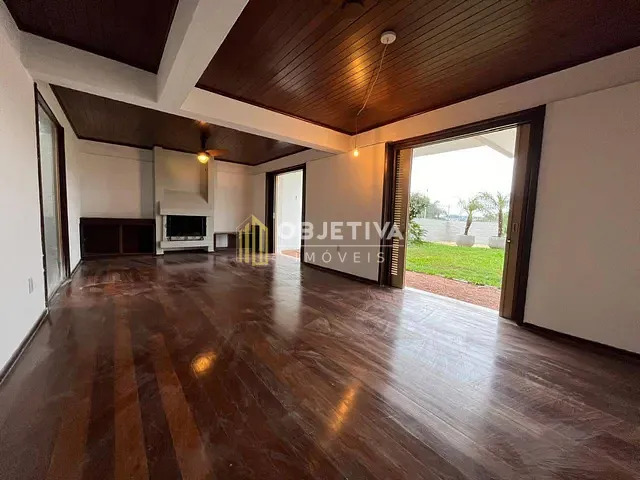 Casa 3 quartos e 4 banheiros, para alugar, no bairro Boa Vista em Novo Hamburgo