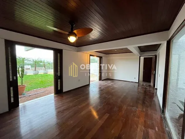 Casa 3 quartos e 4 banheiros, para alugar, no bairro Boa Vista em Novo Hamburgo